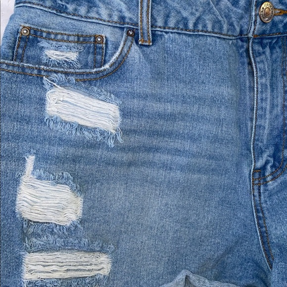 Forever 21 Denim Shorts - Picture 4 of 5